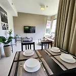 Unixx Oasis : Grandeur 2br อพาร์ทเม้น *