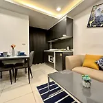 Arcadia Condo With Pool Access-E & Gym-Sauna And Fast Net