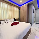 Ratsamee Poolvilla K