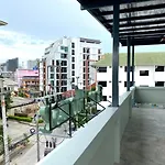 Aree House Poshtel โรงแรม Pattaya