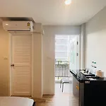 Aree House Poshtel 3*