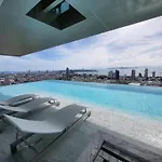 Once Seaview Aparthotel