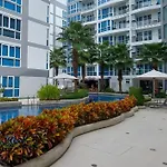 Grand Avenue Pattaya - Luxury Suite - 2 Bedroom 2 Baths - Pool-View