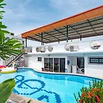 วิลล่า Deluxe 3 Bedrooms With Fancy Pool In Downtown