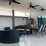 Walking St 1Km South Pattaya 5Br Modern Villa