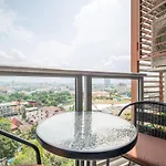 Unixx By Chris Apartment