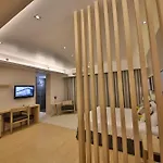 The Sun Xclusive โรงแรม Pattaya