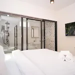 Mohana Pool 4 Bedrooms Near Walking Street Villa *