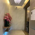 Pattaya市中心/临近海滩/无边泳池/家具齐全/24小时安保 * Pattaya