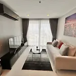 Memorable 1 Bed In Vision Condo