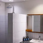 Rb Hotel