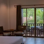 Hotel Rb 3*