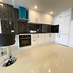 Large 2 Bedroom Condo, Grand Avenue, *