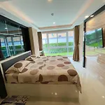 Large Ground Floor Condo, Grand Avenue, * Pattaya