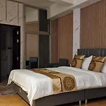 Aparthotel Xcess