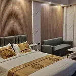 Aparthotel Xcess