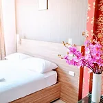 Moccara 10b/r With Private Pool. วิลล่า *