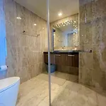 Large Deluxe 5 Grand Avenue