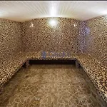 Large Deluxe 5 Grand Avenue * Pattaya
