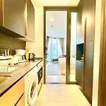 The Edge By Ra Apartment