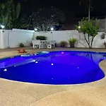 Pool At * Pattaya