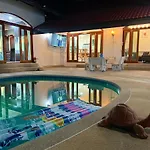 Pool At วิลล่า *