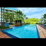 Unixx South 25 * Pattaya