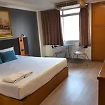 โรงแรม Shagwell Mansions Pattaya