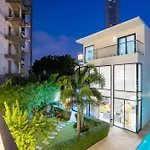 Yizen Vip Luxury Palm Springs Villa In Pattaya
