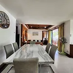 Villa D30长住优惠-市中心海边高端别墅区6间卧室泳池别墅 Pattaya