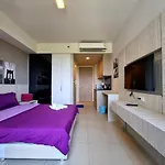 Unixx Near Walking Street อพาร์ทเม้น