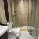 芭提雅中心地带 Centara Avenue 一房公寓5楼紧邻海滩酒吧街智能电视 *