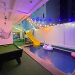 Wst 1Km,2Moon Villa,5Br,Bbq,Slider,Karaoke