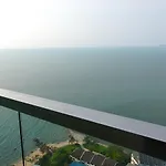 อพาร์ทเม้น Oceanfront Luxury In With Private And Inifinity Pool - Not A 30 Day Minimum