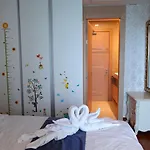 อพาร์ทเม้น Oceanfront Luxury In With Private And Inifinity Pool - Not A 30 Day Minimum Pattaya