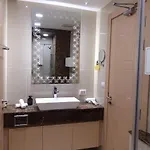 อพาร์ทเม้น Oceanfront Luxury In With Private And Inifinity Pool - Not A 30 Day Minimum *