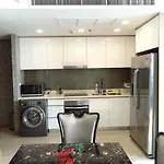 อพาร์ทเม้น Oceanfront Luxury In With Private And Inifinity Pool - Not A 30 Day Minimum *
