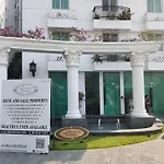 Center Luxurious Garden 1 *
