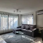 长住优惠房-芭提雅市中心4间卧室泳池别墅好莱坞hollywood旁