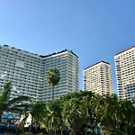 View Talay 7 Seaview อพาร์ทเม้น Pattaya
