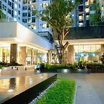 King+queen 2bd & View! @base A +free Netflix *
