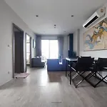 Pattaya Beach Sea View Rooftop Pool Resort