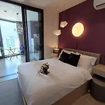 Downtown Chic Condo High Floor #E59