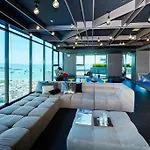 Sea View 2 Bed Room @ Central Pattaya