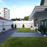 Tawan House Pattaya Beach Villa Apartment