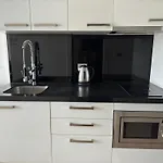 อพาร์ทเม้น 芭提雅中心地带 Centara Avenue 一房公寓5楼 紧邻海滩, 酒吧街, 智能电视