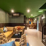 The Castle Pratumnak Hill 6 Bedroom อพาร์ทเม้น *