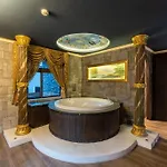 The Castle Pratumnak Hill 6 Bedroom