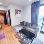 泰国芭提雅thebase无边游泳池公寓