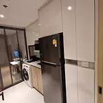 Once Seaview Aparthotel